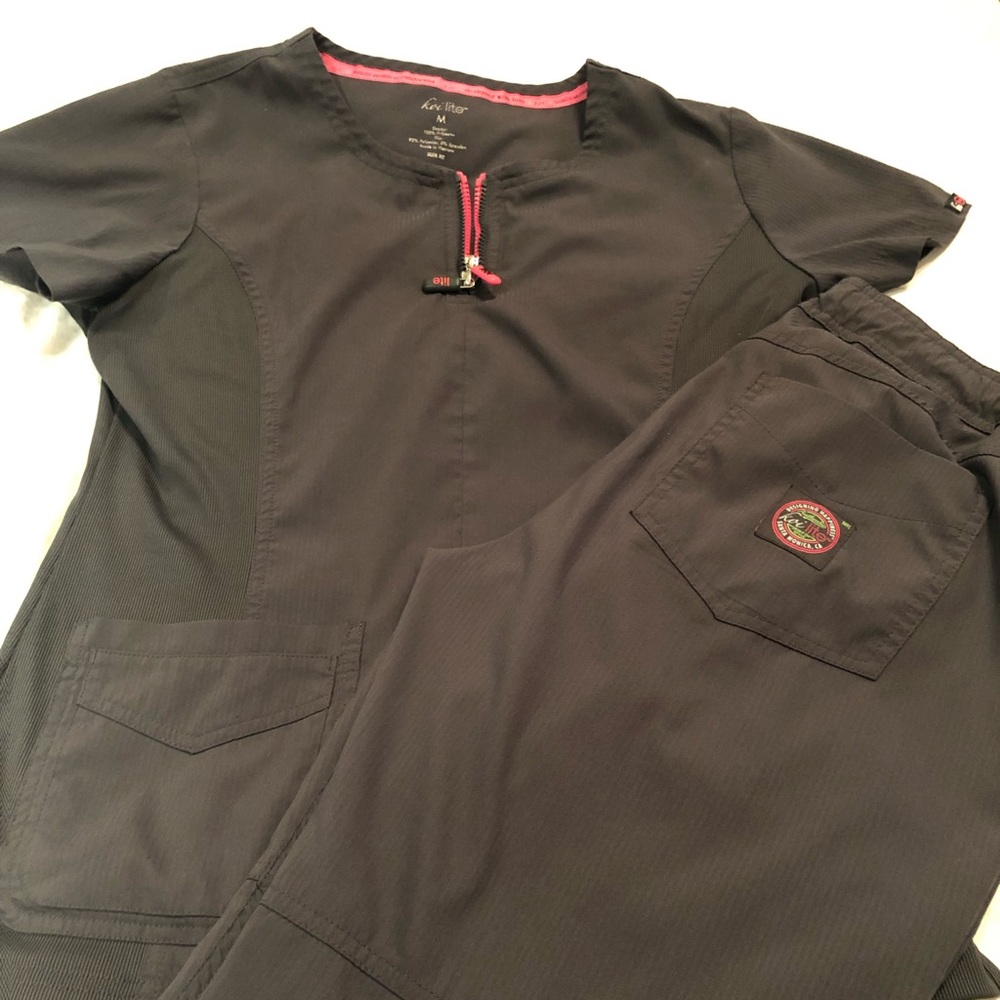Koi scrubs